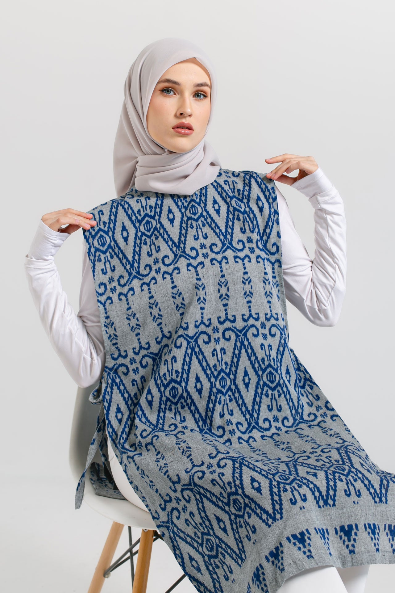 Hafiy Side Tie Navy Grey Tenun Long Vest