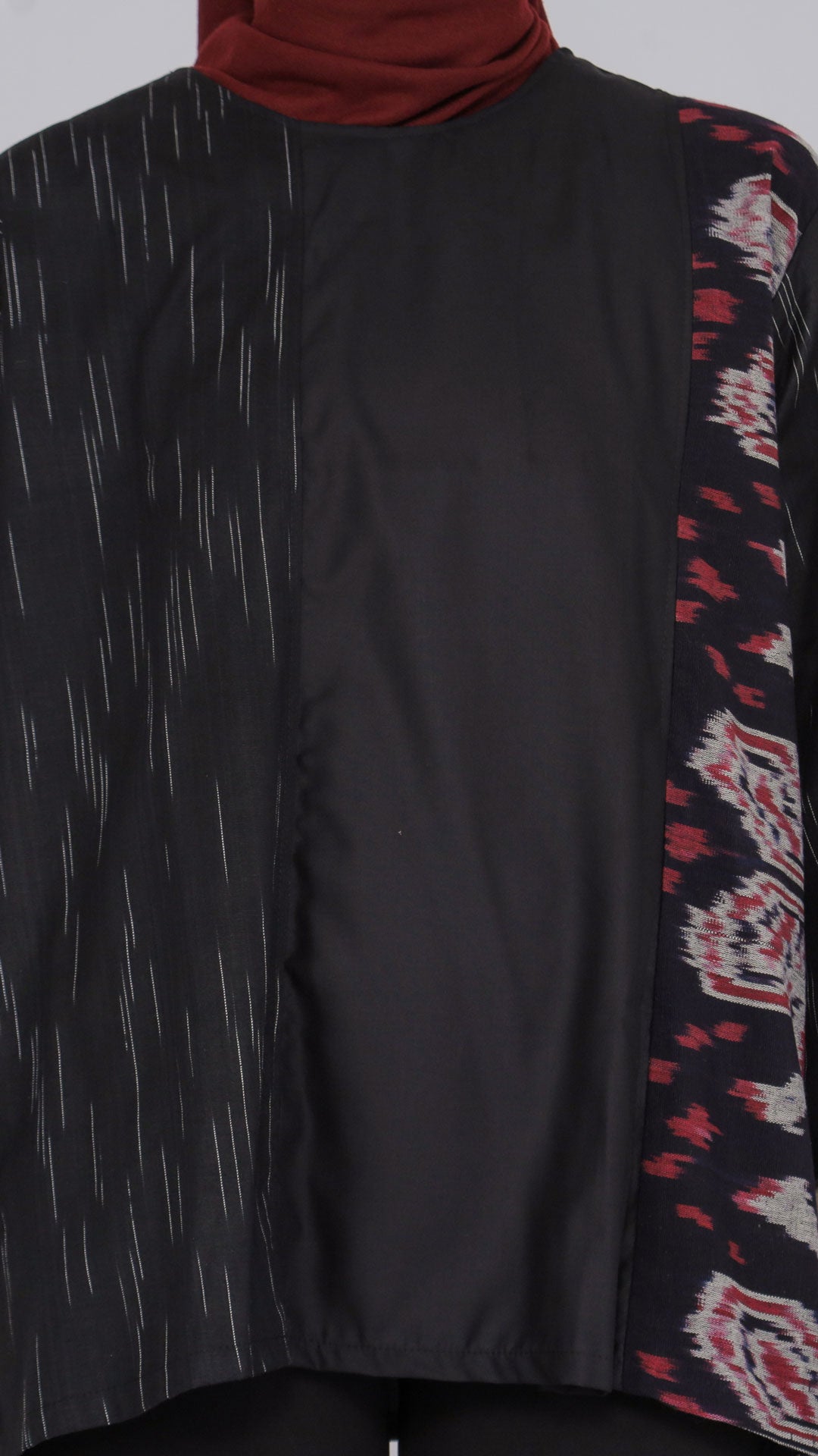 Atmarini Black Red IV Tenun Blouse