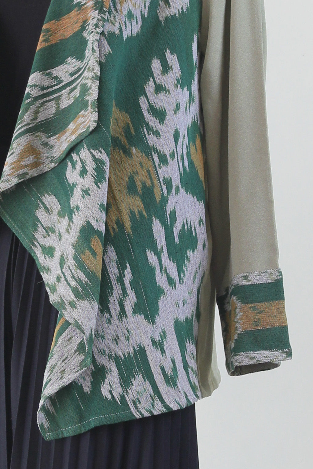 Hezi Zenith OIive Tenun Outer