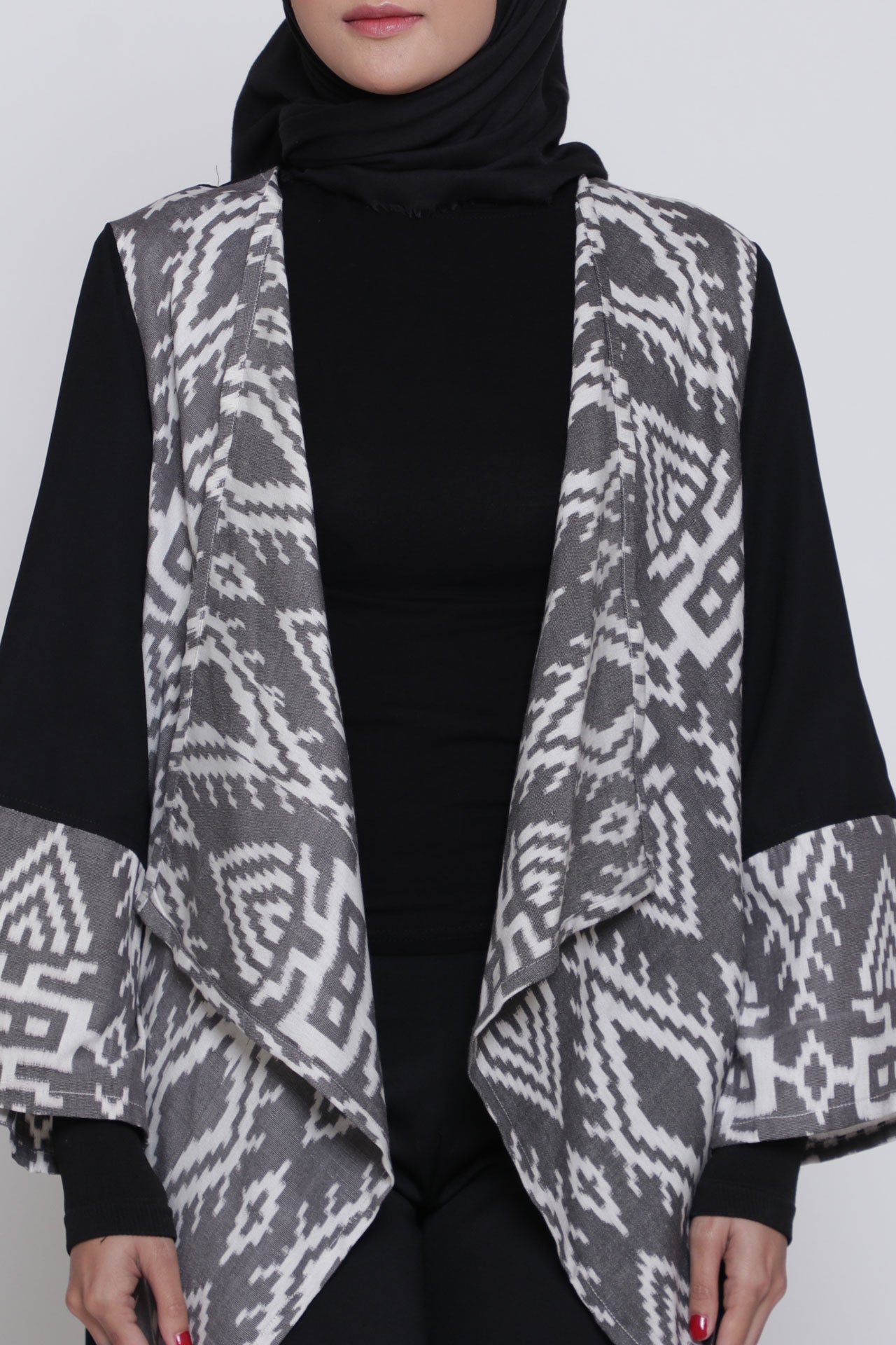 Arjani Obsidian Square Tenun Long Cardigan