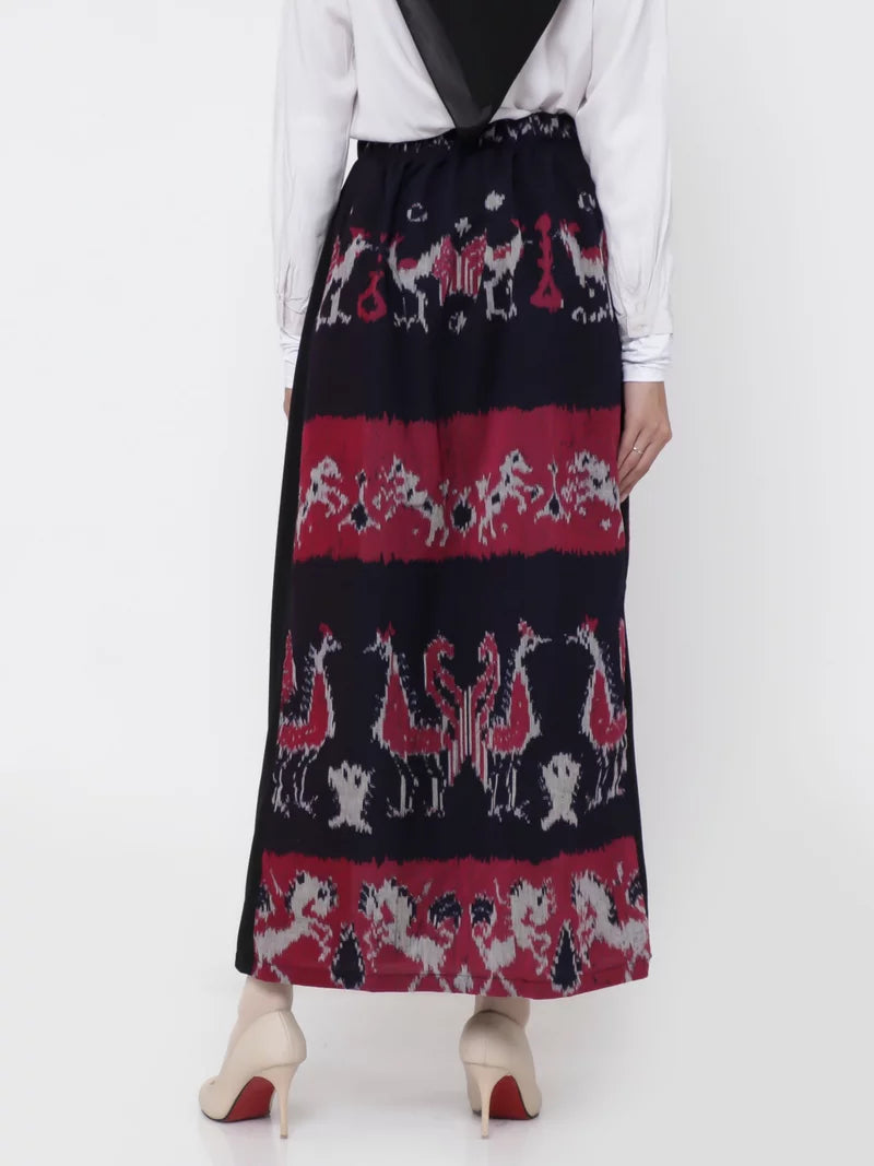 Rok Tenun Corak Ayam Kuda