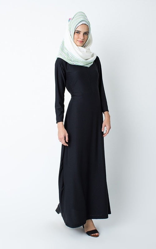 Silmaa Black Basic Dress