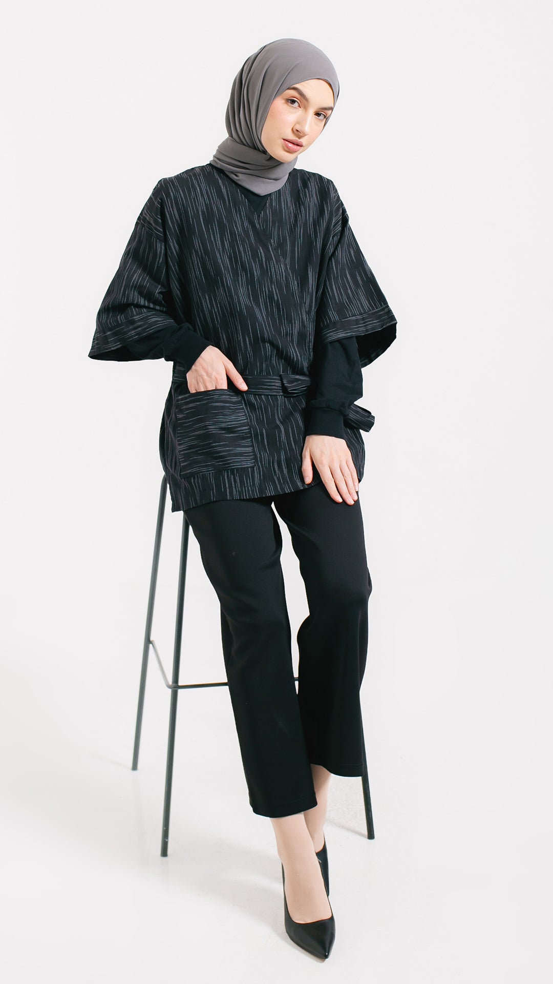 Orzala Black Tenun Kimono