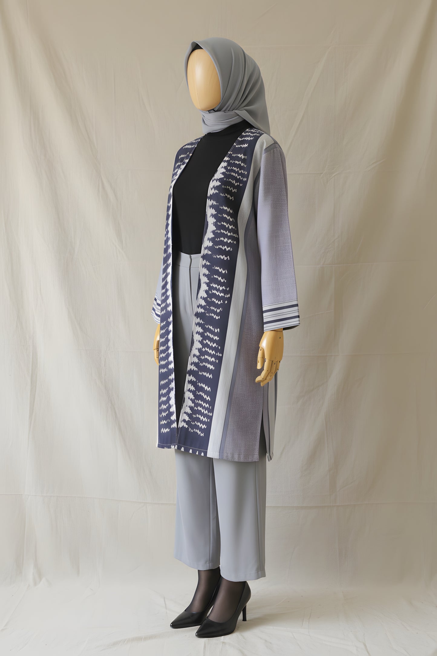 Evara Grey Tenun Long Cardigan