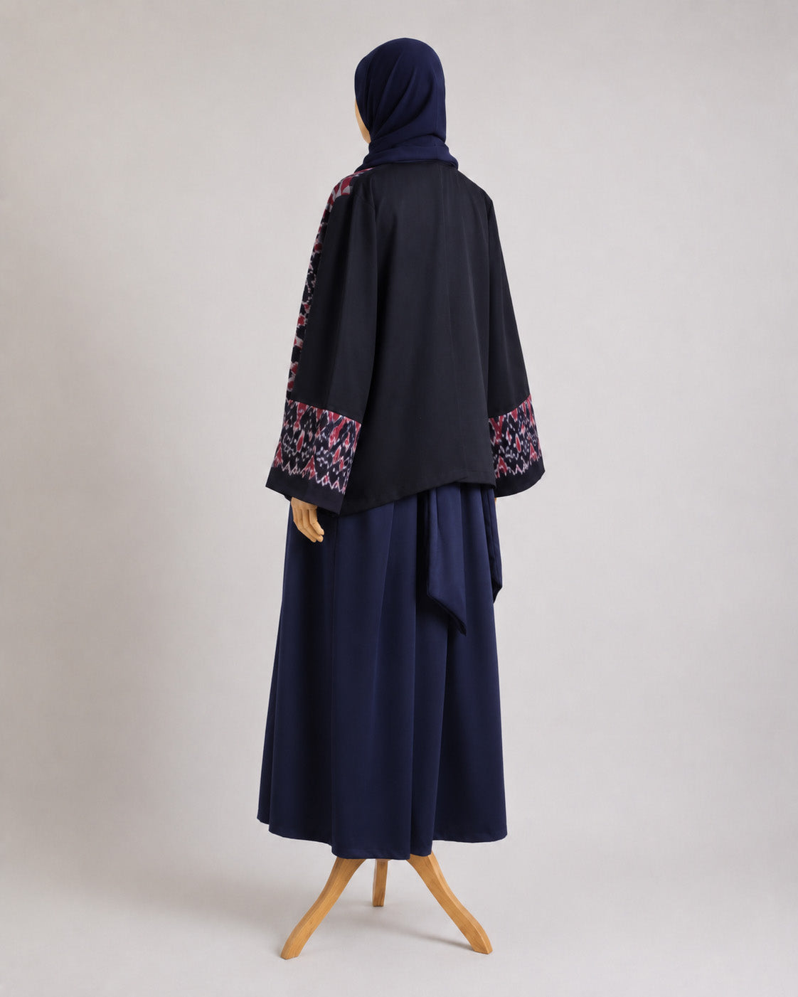 Freya Black Red Tenun Outer
