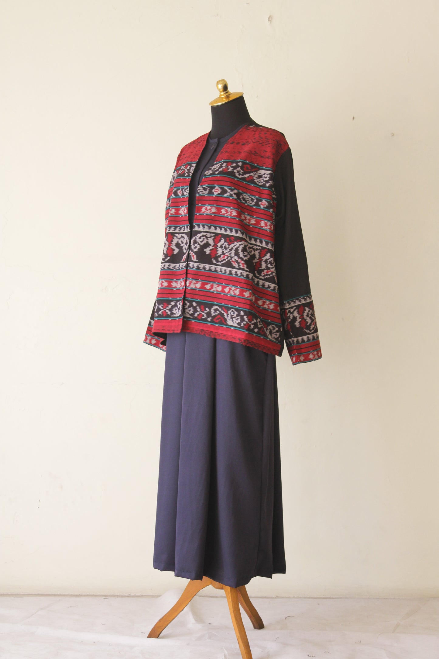 Freya Red Green Tenun Outer