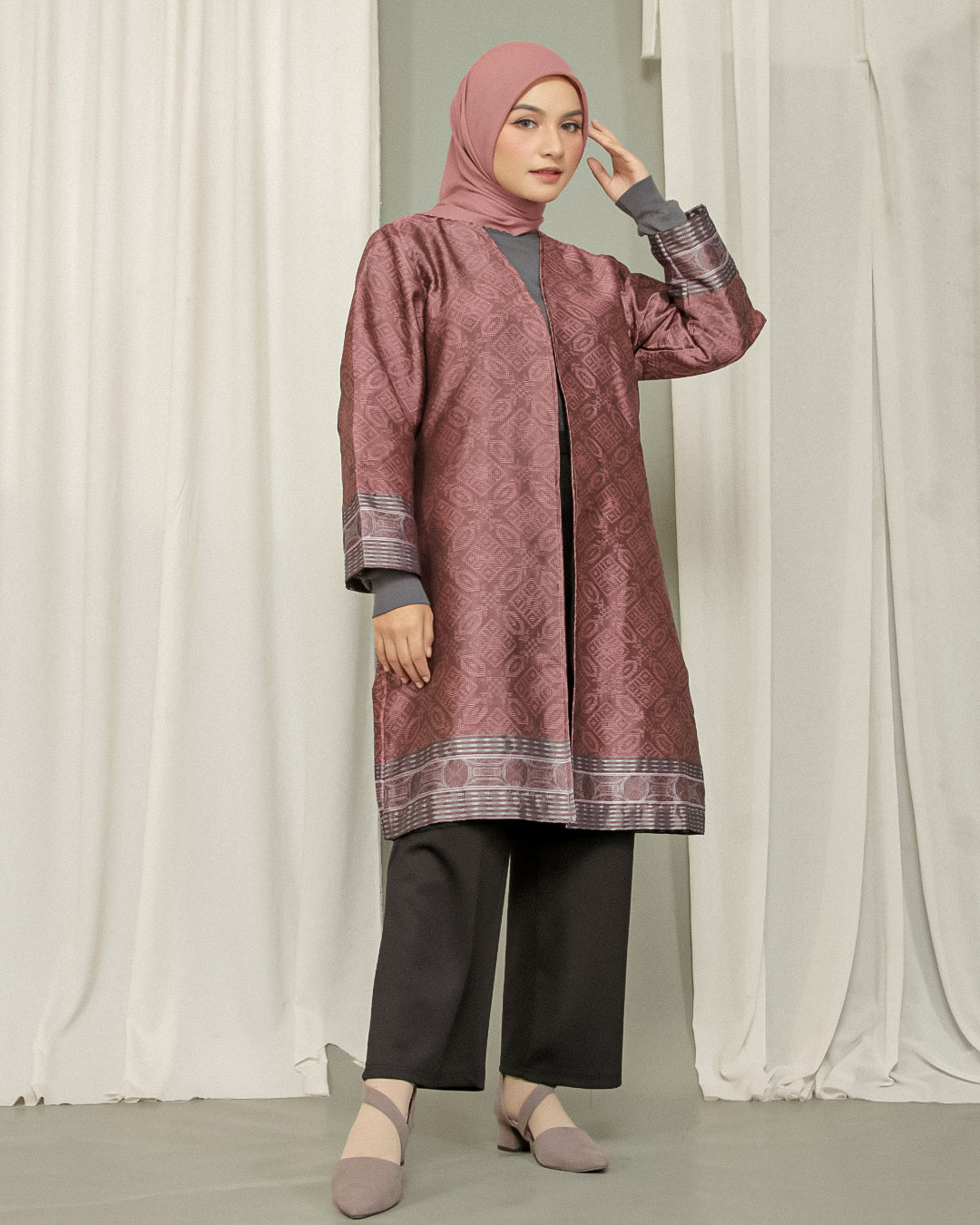 Ozge Rose Tenun Long Cardigan