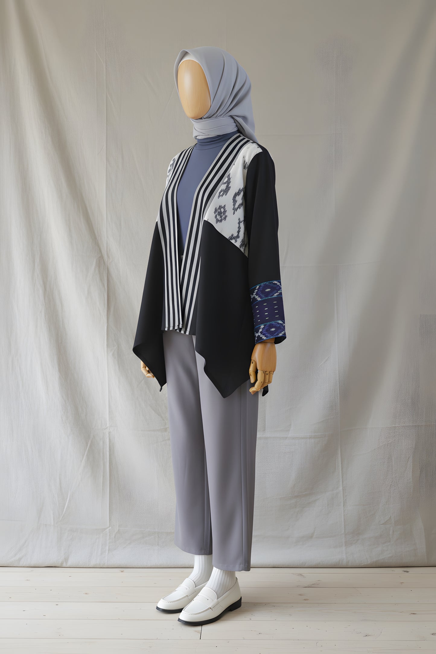 Meyra Black White Tenun OUter