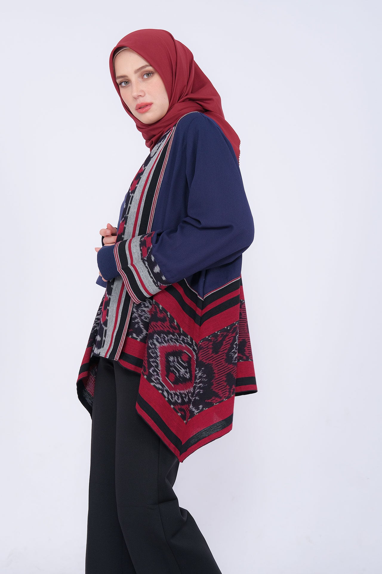 Miray Navy Red II Tenun Outer