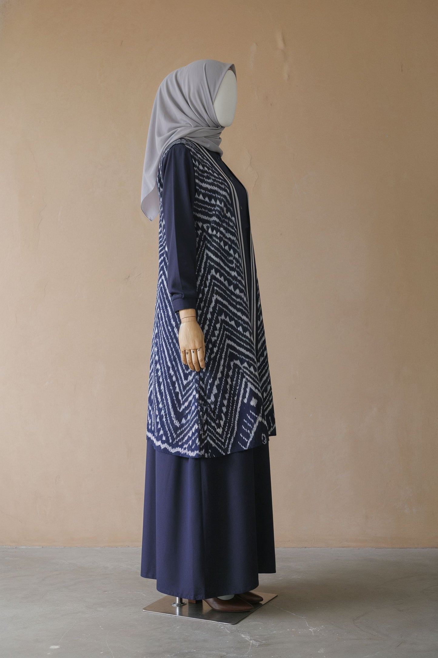 Nafira Navy Tenun Vest