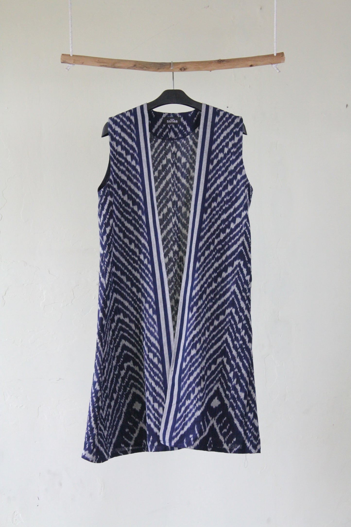 Nafira Navy Tenun Vest