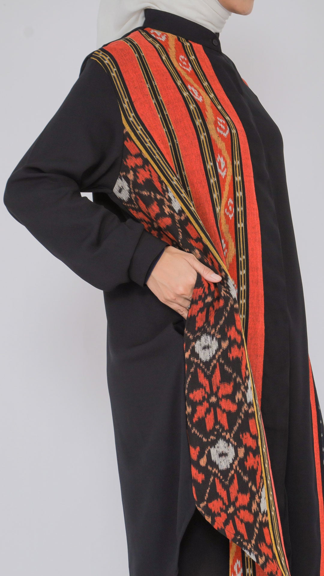 Viera Black Scarlet Oversize Tenun Tunic
