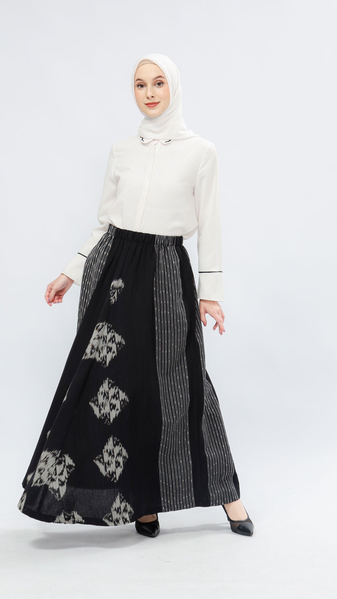 Zulfa Black Tenun Skirt