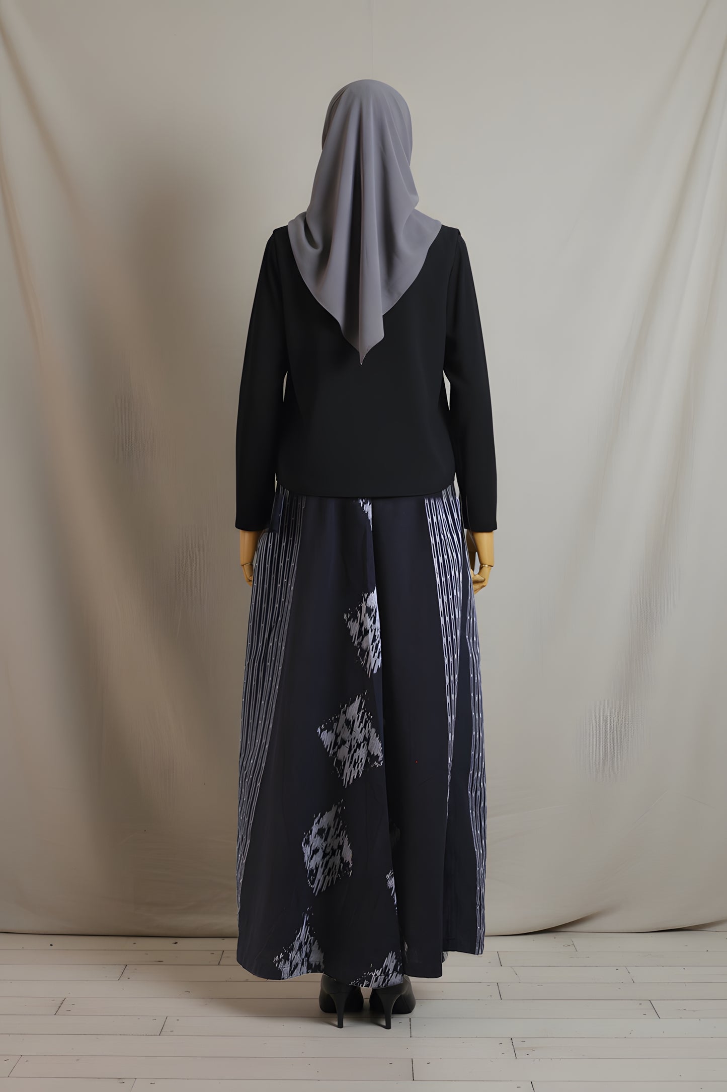 Lale Black Vest & Zulfa Black Skirt Tenun Set