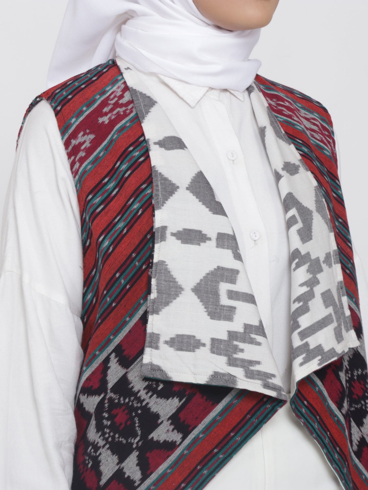 Dayana Red White Reversible Vest