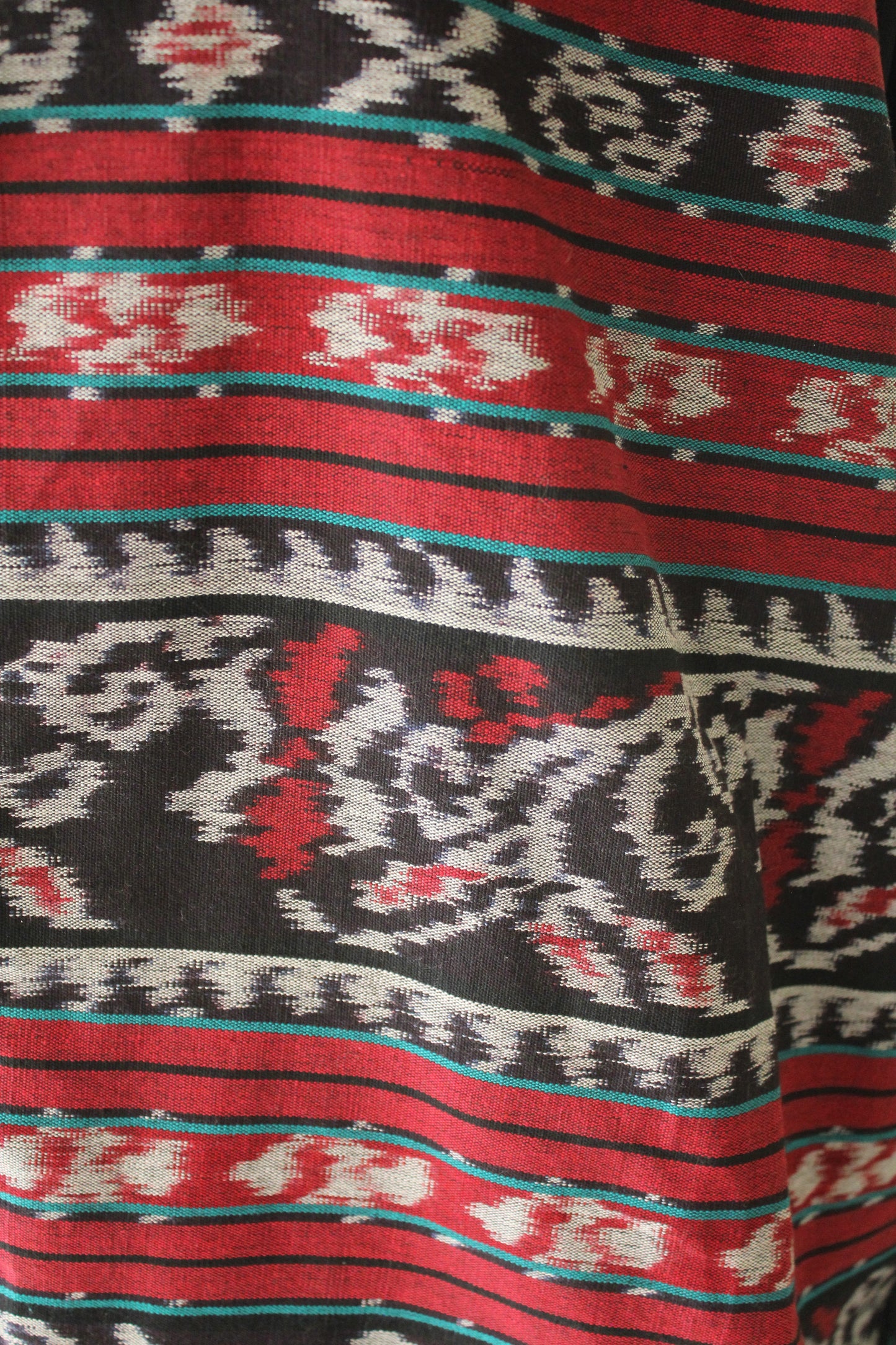 Freya Red Green Tenun Outer