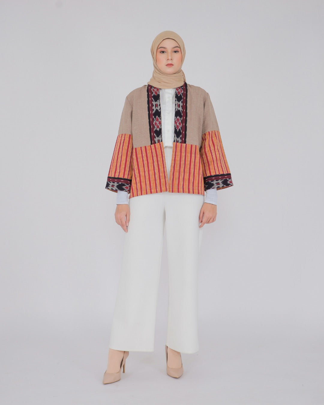 Merve Beige Tenun Outer