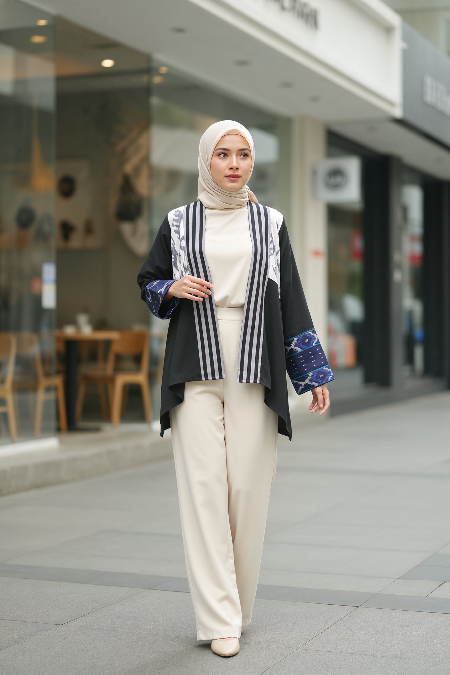 Meyra Black White Tenun OUter