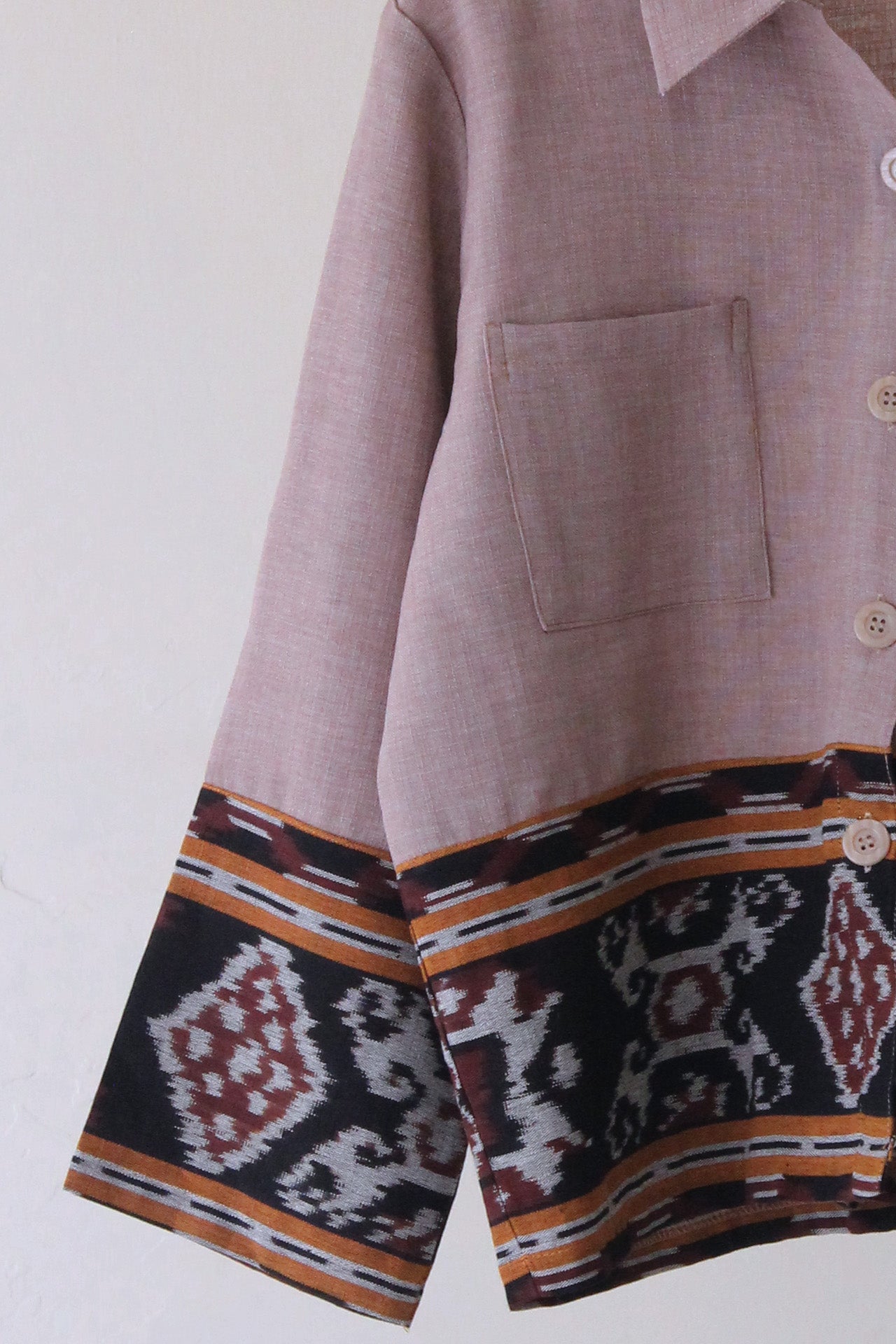 Yelina Beige Tenun Crop Shirt